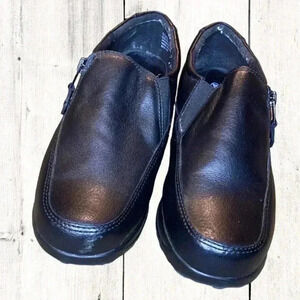 Dr Scholl’s work shoes. Double air pillo, side zip.